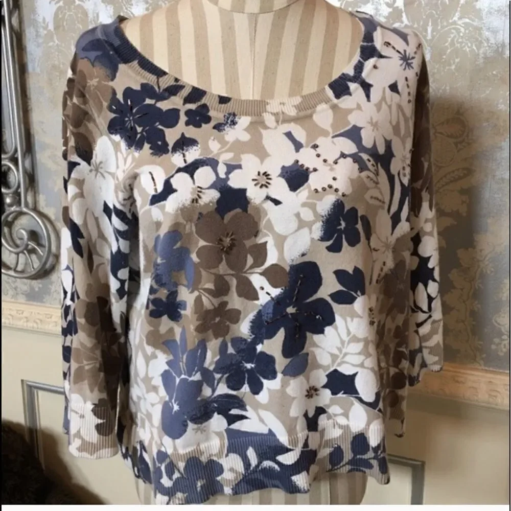 BEAUTIFUL FLORAL 3/4 Length Sweater
